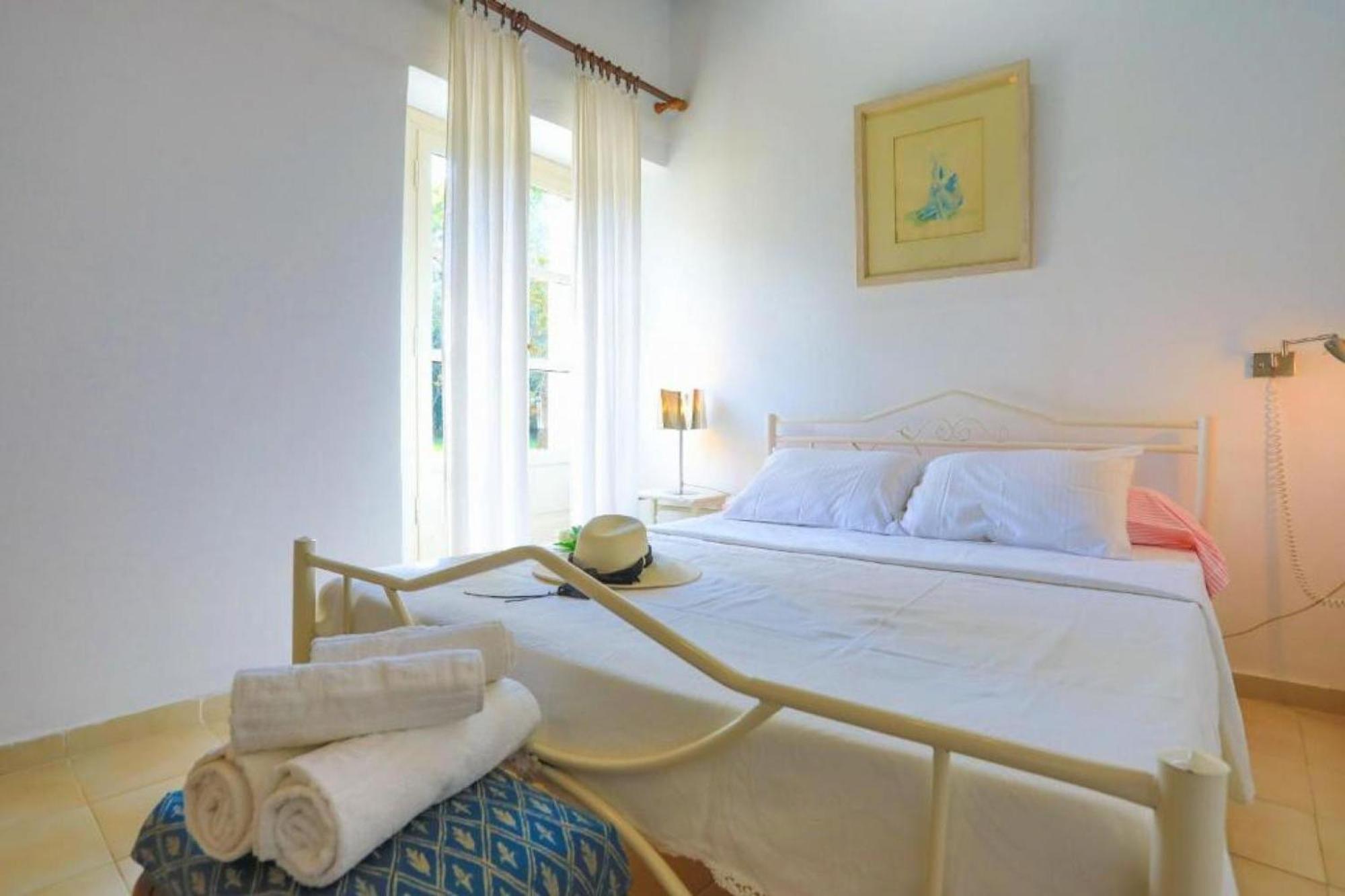 Secret Garden House - Private Garden With Pool Villa Acharavi  Luaran gambar